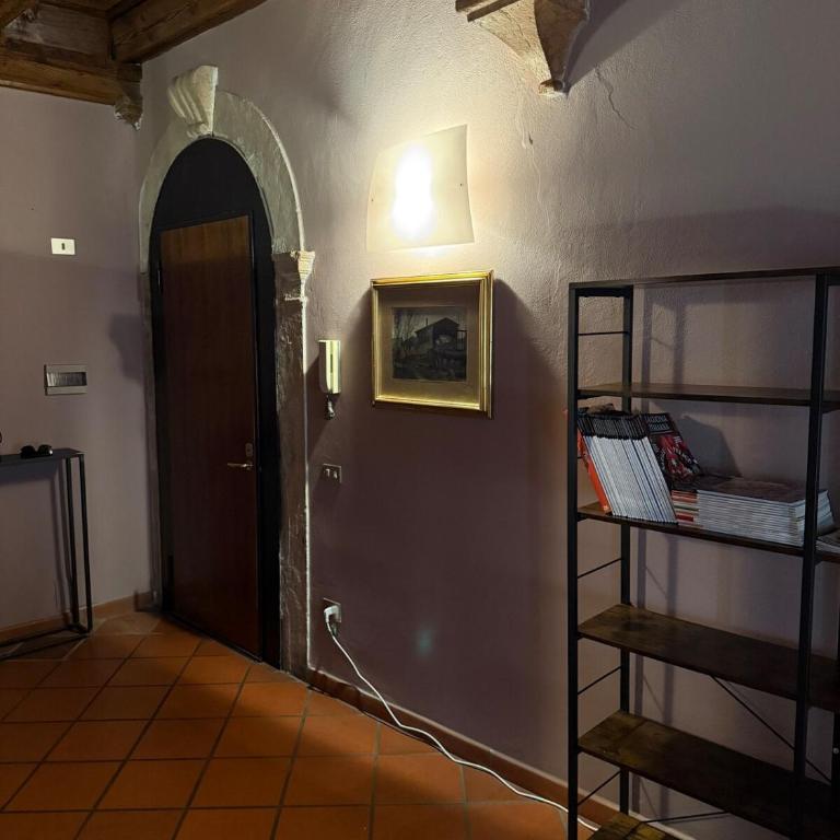 Ponte Pietra Centro Verona - One-Bedroom Apartment - 8