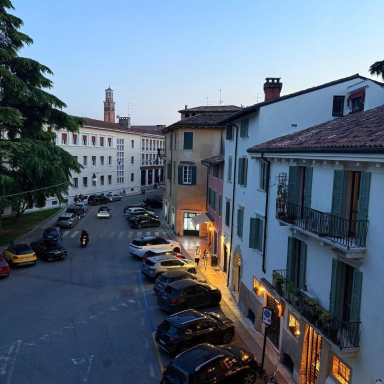 Ponte Pietra Centro Verona - One-Bedroom Apartment - 16