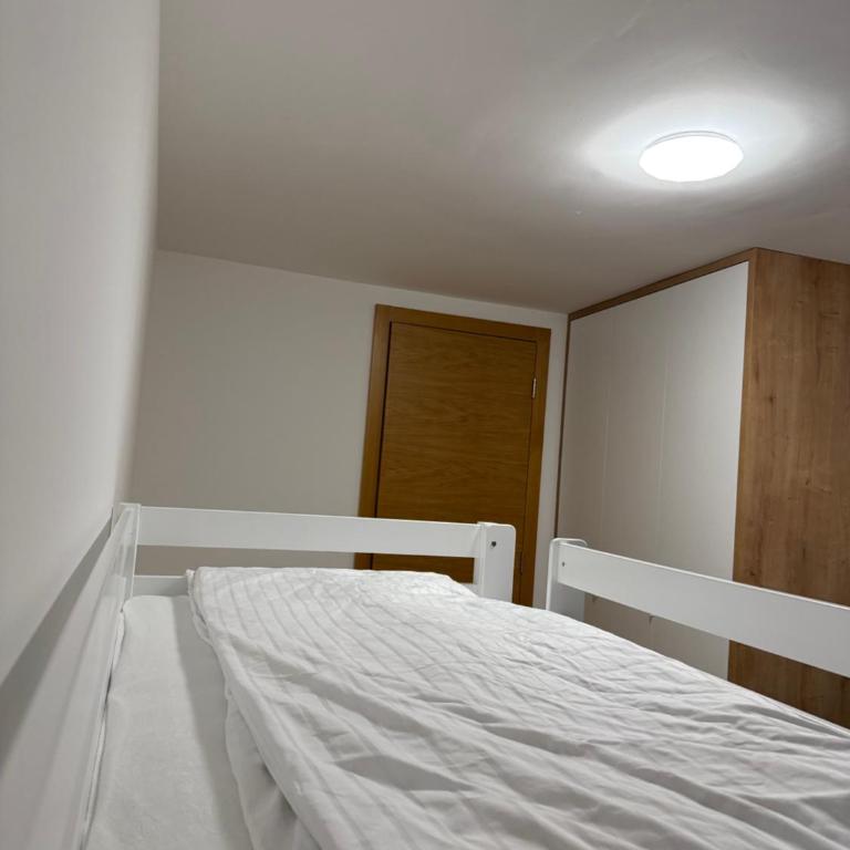 River Walk Sarajevo-Ilidza Best Apartman - Two-Bedroom Apartment - 5