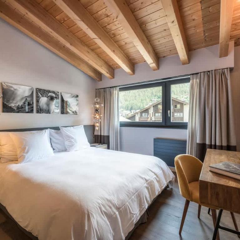Whitney - Plenty of Space, 2 Min from Station - Apartment - 5