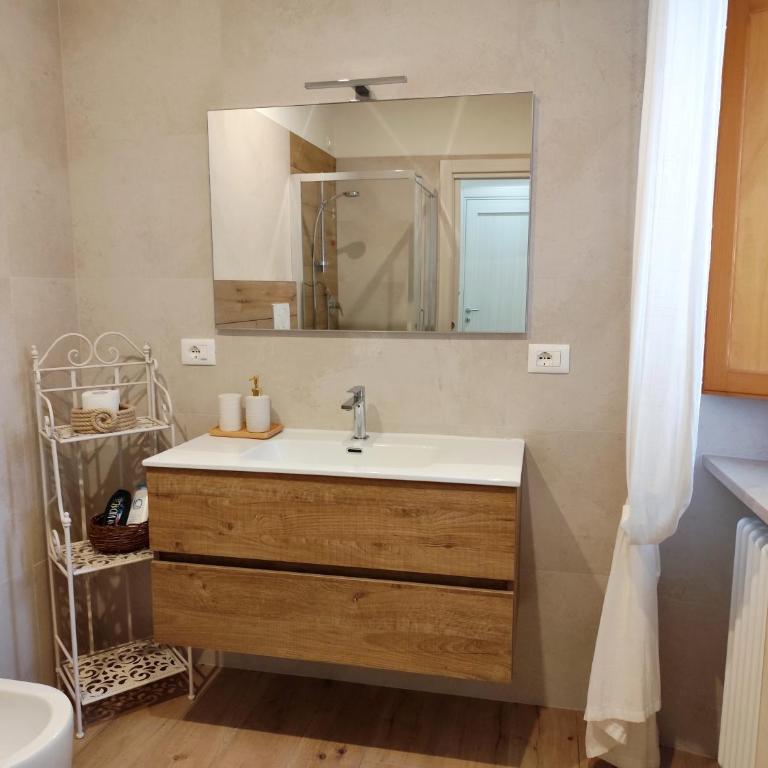 Casa vacanze 206 Cavour House - Appartamento con 2 Camere da Letto - 34