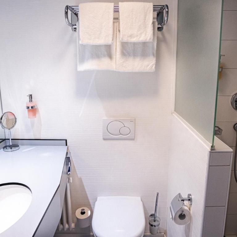 Albergo Carcani by Ketty & Tommy - Camera Doppia con Letti Singoli con Vista Lago - 7