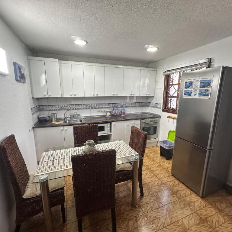 LOS MARINOS 76 - Two-Bedroom Apartment - 6