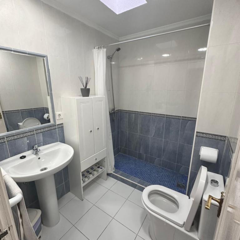 LOS MARINOS 76 - Two-Bedroom Apartment - 8