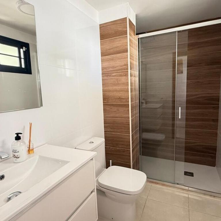 Casa Lomas - Two-Bedroom House - 19