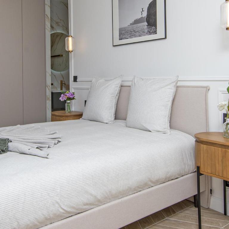 Suite Deluxe - Monaco - Vue Mer - HD - Appartement 1 Chambre - 9