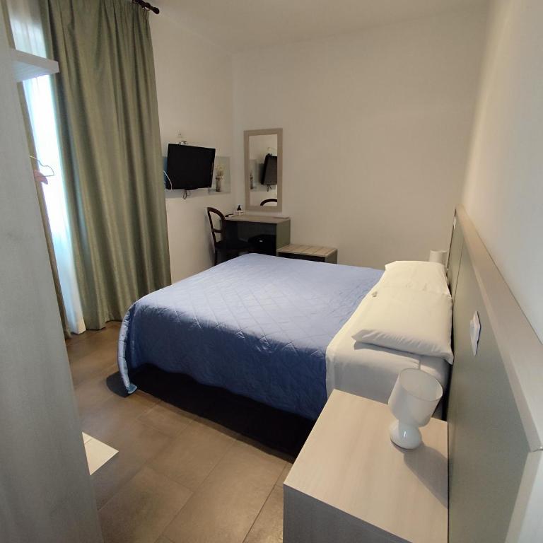 Belvedere Rooms Guest House - Camera Matrimoniale/Doppia con Letti Singoli con Balcone - 7