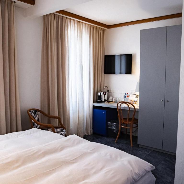 Albergo Carcani by Ketty & Tommy - Economy Twin Room with Courtyard View - 3