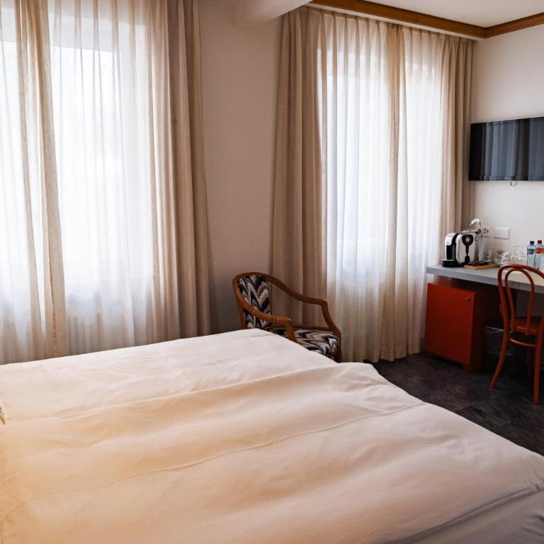 Albergo Carcani by Ketty & Tommy - Economy Twin Room with Courtyard View - 4