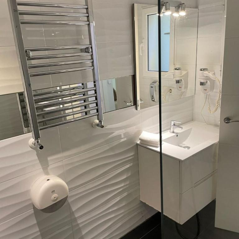 Exyca Homes Gran Via - One-Bedroom Apartment - 19