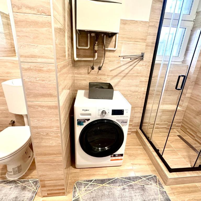 Central Sarajevo Apartment with Terrace & Free Parking - One-Bedroom Apartment - 31