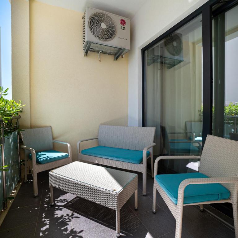 The Royal Summer & Spa - Two-Bedroom Apartment with Pool View - 4