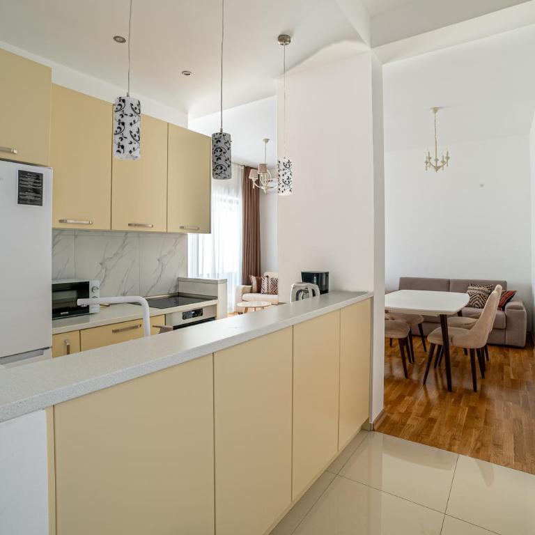 The Royal Summer & Spa - Two-Bedroom Apartment with Pool View - 8