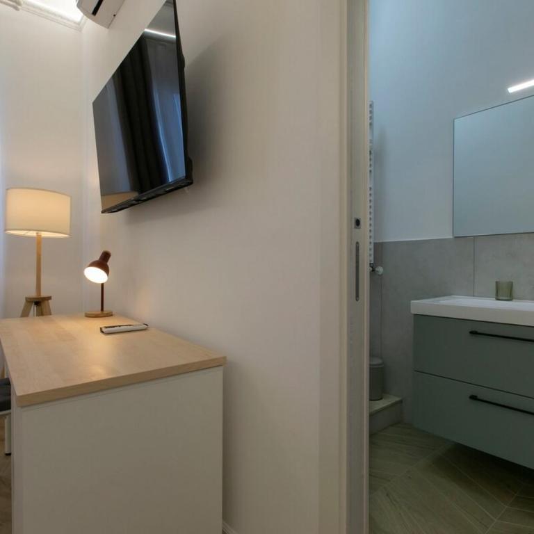 Nomentana Home - Appartamento con 2 Camere da Letto - 19