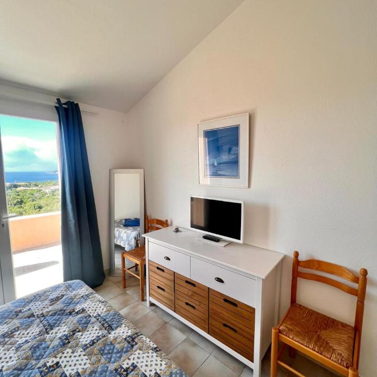 Logement A Nepita splendide vue mer avec piscine - Maison 2 Chambres - 3