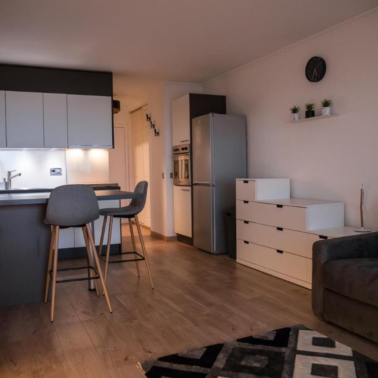 Superb Studio with incredible view and pool - Apartment mit 1 Schlafzimmer - 8