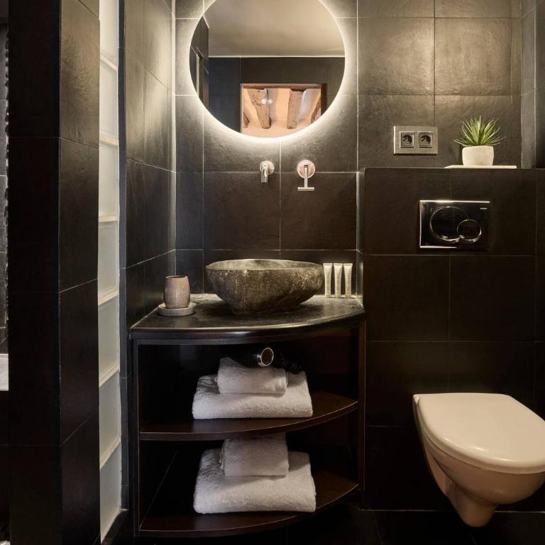 Un 1-Ch/1-SdB Confortable- Place des Vosges - Appartement - 8