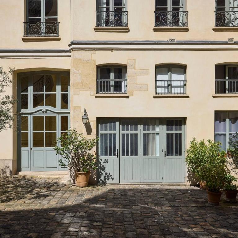 Un 1-Ch/1-SdB Confortable- Place des Vosges - Appartement - 20