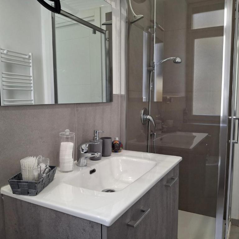 Civicocinque adiacente Metro - One-Bedroom Apartment - 15