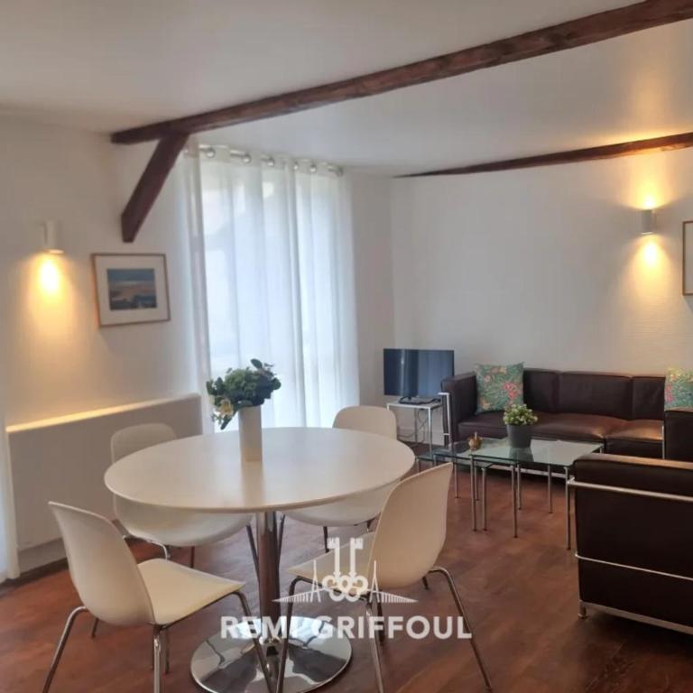 Hypolite 3 New- Bell'appartamento per 4 persone a 80 metri dal porto di - Appartamento - 2