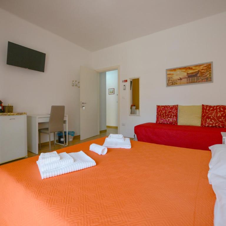 La casa di ketty - Triple Room with Balcony - 8
