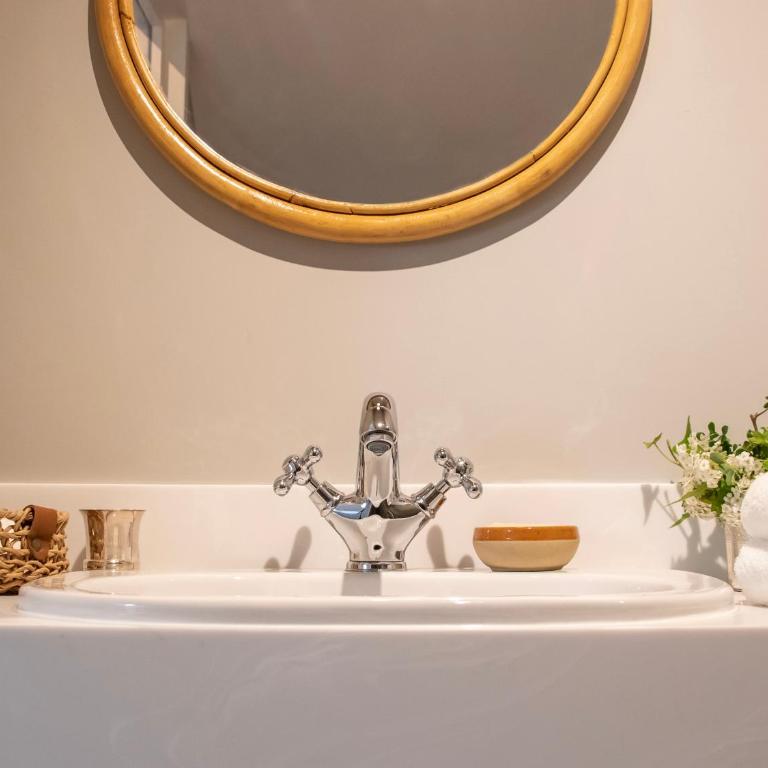 Le Perroquet qui Bulle - Reims Centre - Studio-Apartment mit Queensize-Bett - 7