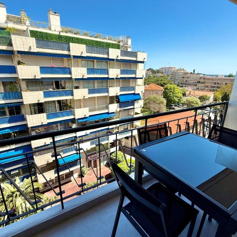 Juan les Pins - Apartment for 2 people - Wifi & Parking - Studio - 2
