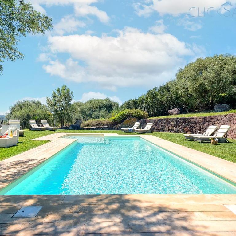 Villa Janas Luxury Villa surrounded by large park, swimming pool, parking and Wifi - Villa con Piscina Privata - 11