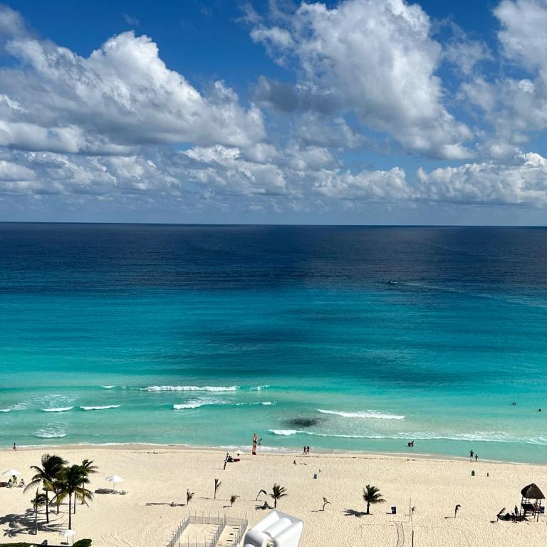 Luna, 2 Beds en la mejor ubicación de Cancún - Habitación Doble Deluxe - 2 camas dobles - 3