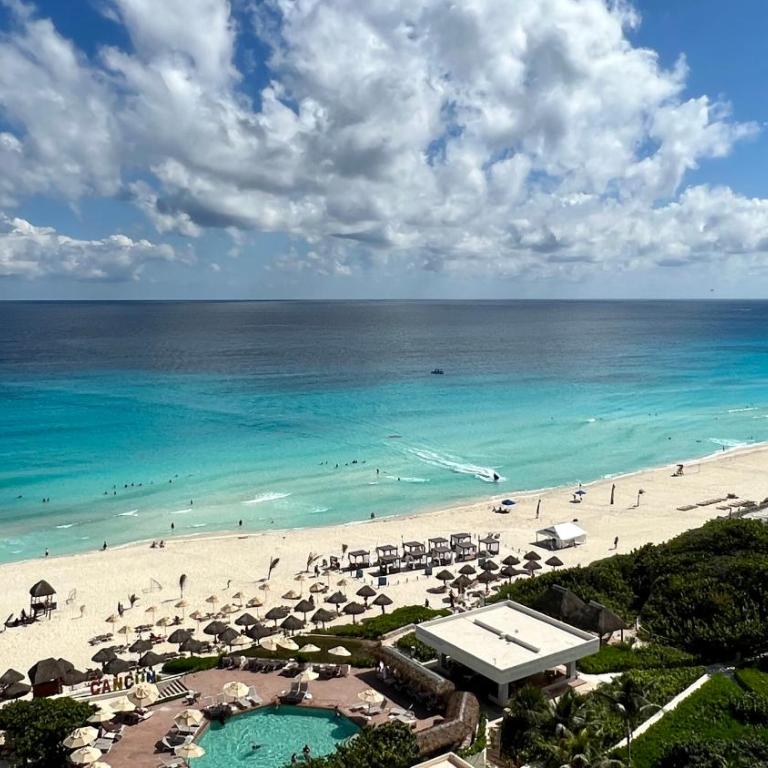 Luna, 2 Beds en la mejor ubicación de Cancún - Habitación Doble Deluxe - 2 camas dobles - 5