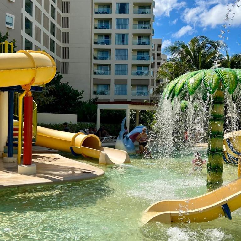 Luna, 2 Beds en la mejor ubicación de Cancún - Habitación Doble Deluxe - 2 camas dobles - 7