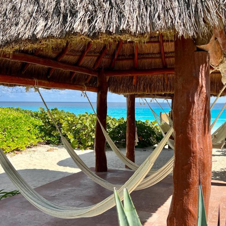 Luna, 2 Beds en la mejor ubicación de Cancún - Habitación Doble Deluxe - 2 camas dobles - 47