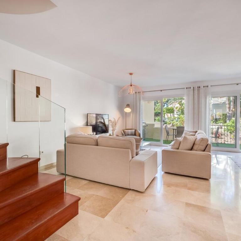 New spacious townhouse in Marbella - Apartment - 6