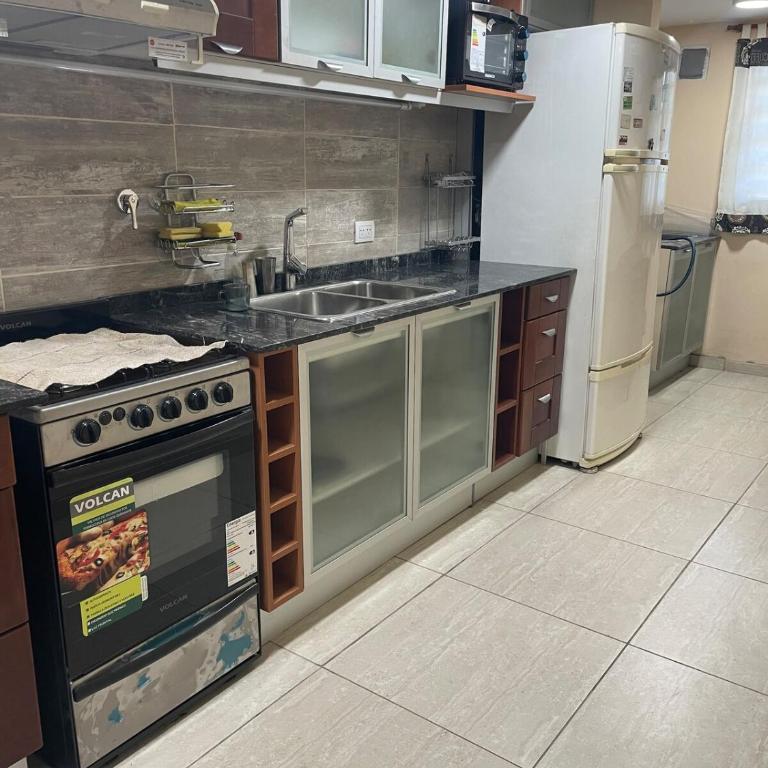Departamento frente al hipódromo de san Isidro - Apartamento de 2 dormitorios - 8