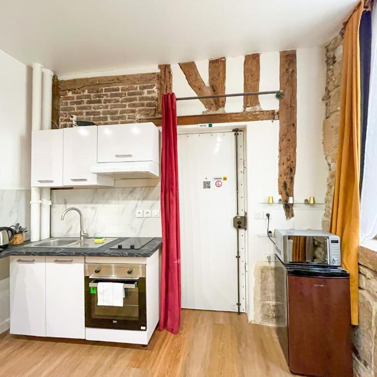 154 - Urban Atelier Home Cinema in Paris - Apartment - 5