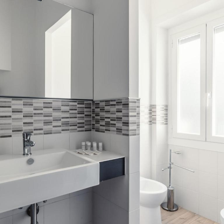 Apartment Costanza in Rome - Three-Bedroom Apartment - 28