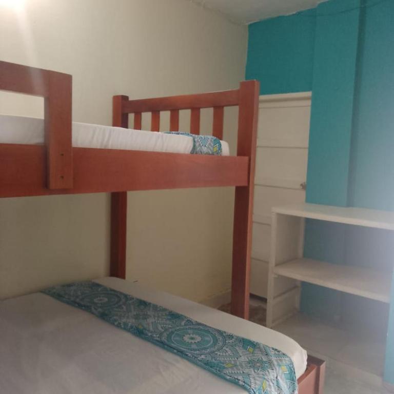 AquaMarina Hostal - Family Room - 2