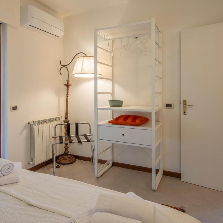 Boutique House Bonaria, Ac, Wifi, La Spezia - Apartment - 11