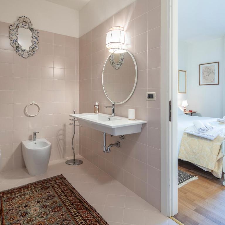 Boutique House Bonaria, Ac, Wifi, La Spezia - Apartment - 17
