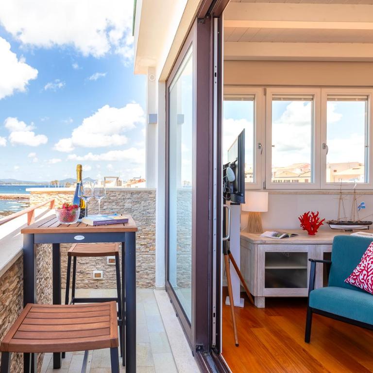 ForRest Seaside Loft View 121 - Apartment with Sea View - 33