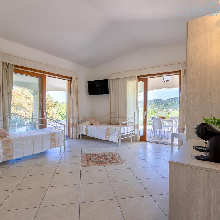 Villa Janas Luxury Villa surrounded by large park, swimming pool, parking and Wifi - Villa con Piscina Privata - 35