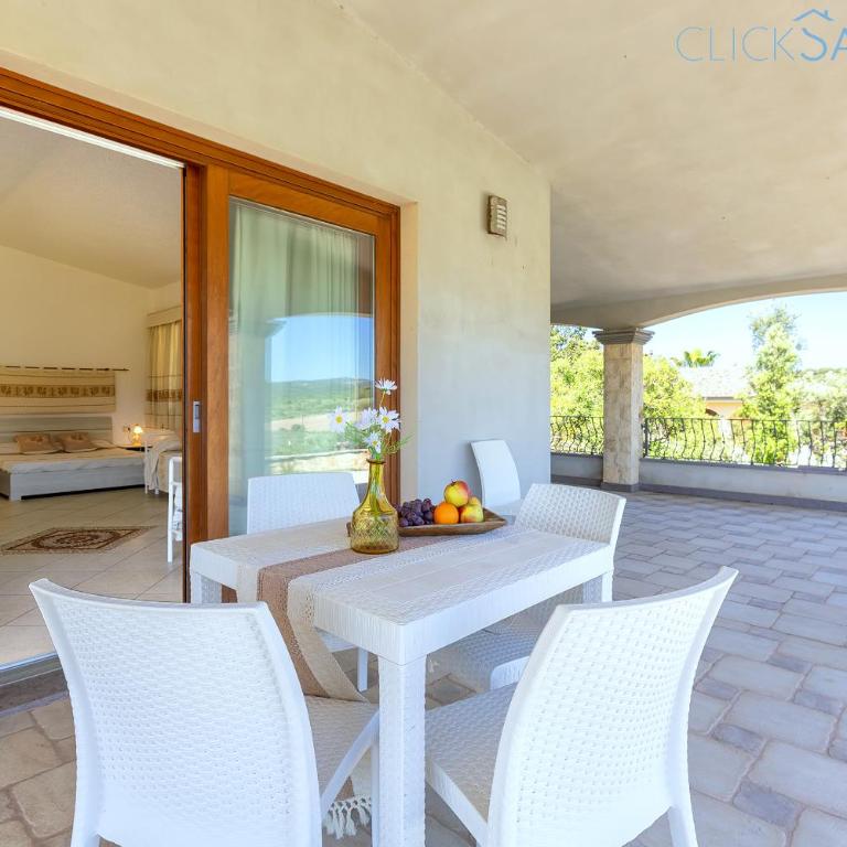 Villa Janas Luxury Villa surrounded by large park, swimming pool, parking and Wifi - Villa con Piscina Privata - 52