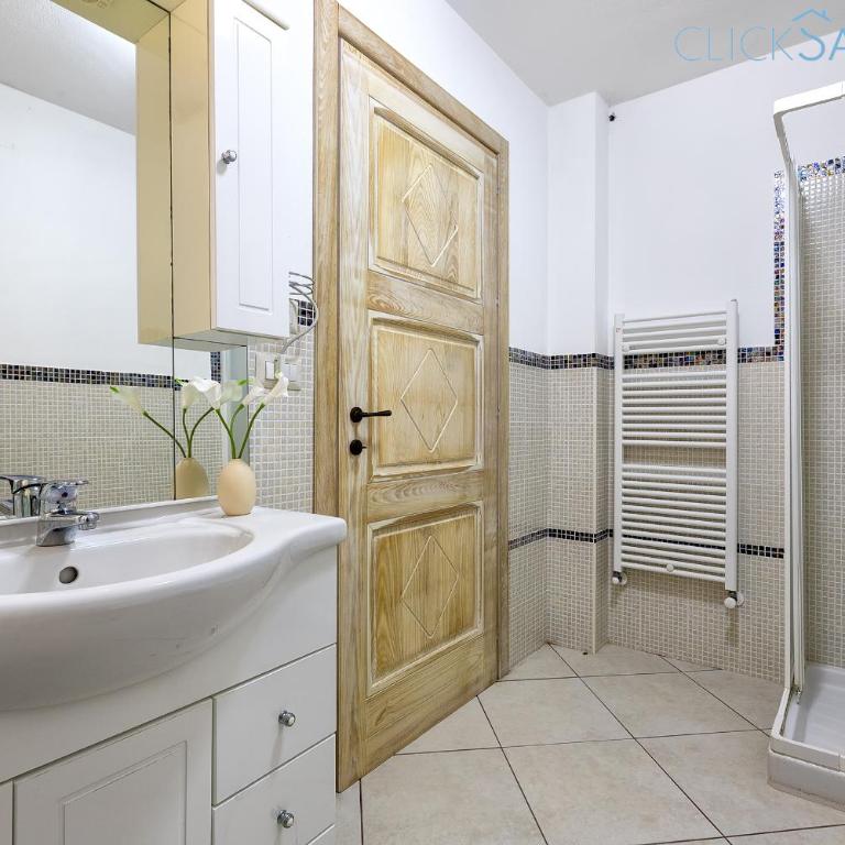 Villa Janas Luxury Villa surrounded by large park, swimming pool, parking and Wifi - Villa con Piscina Privata - 45