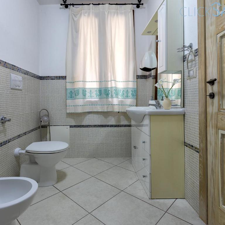 Villa Janas Luxury Villa surrounded by large park, swimming pool, parking and Wifi - Villa con Piscina Privata - 54
