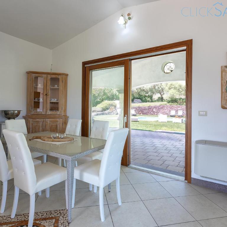 Villa Janas Luxury Villa surrounded by large park, swimming pool, parking and Wifi - Villa con Piscina Privata - 48