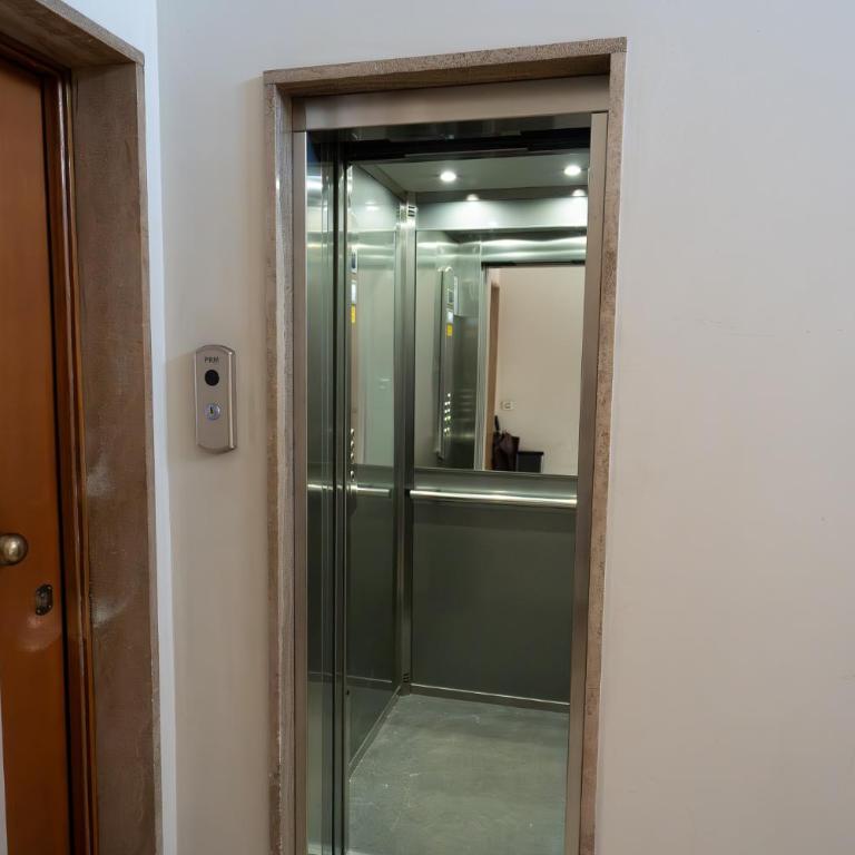 Heaven 11 Design Apartment con Vista Castello e Garage box - Appartamento con 2 Camere da Letto e Terrazza - 23