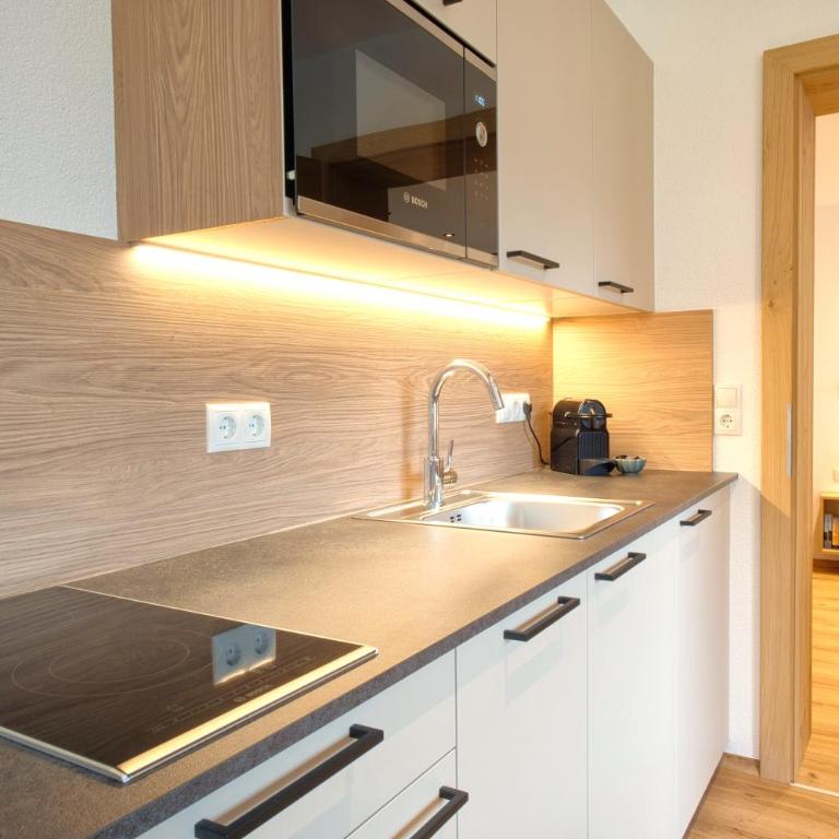 Apartment MarLen - Apartment mit 1 Schlafzimmer, Balkon und Bergblick - 9
