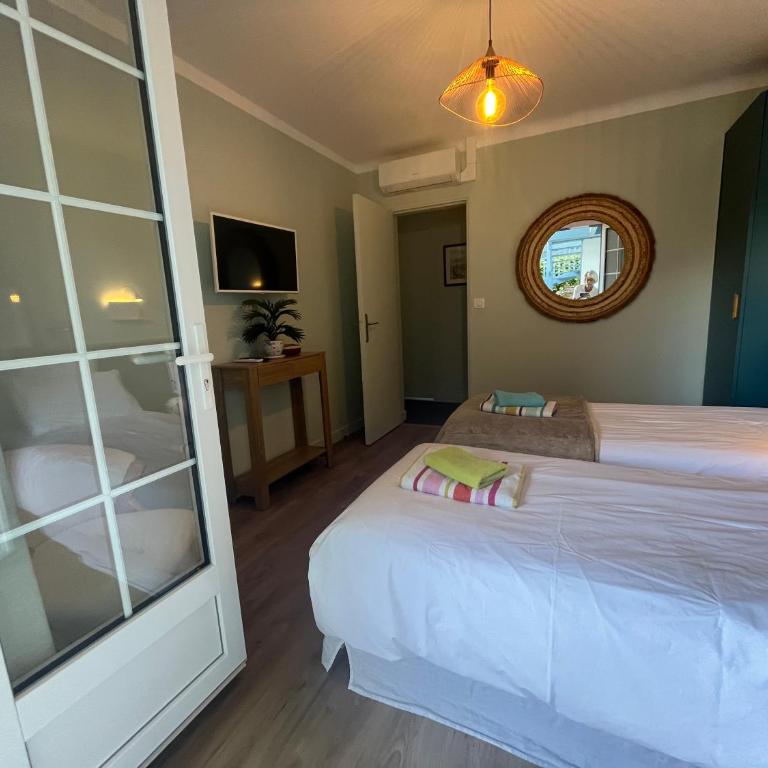 Villa Etchebri- Maison d'hôtes de charme - Suite Familiare - 1