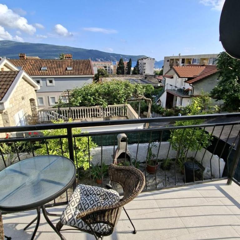 Apartments Lena - Apartment with Terrace Sea View - 13