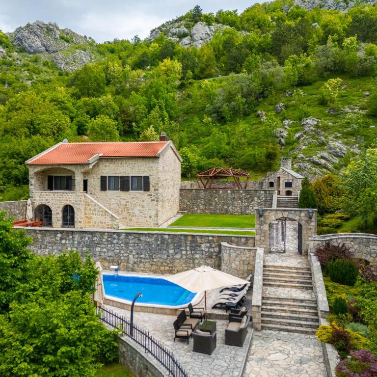 Blake's Villa - Two-Bedroom Villa - 66